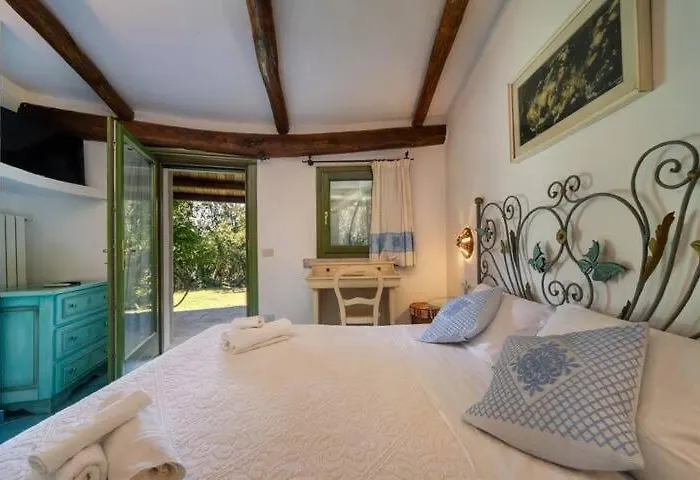 Elite Collection Pavoni Porto Rotondo