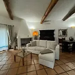 Elite Collection Pavoni In Apartment *