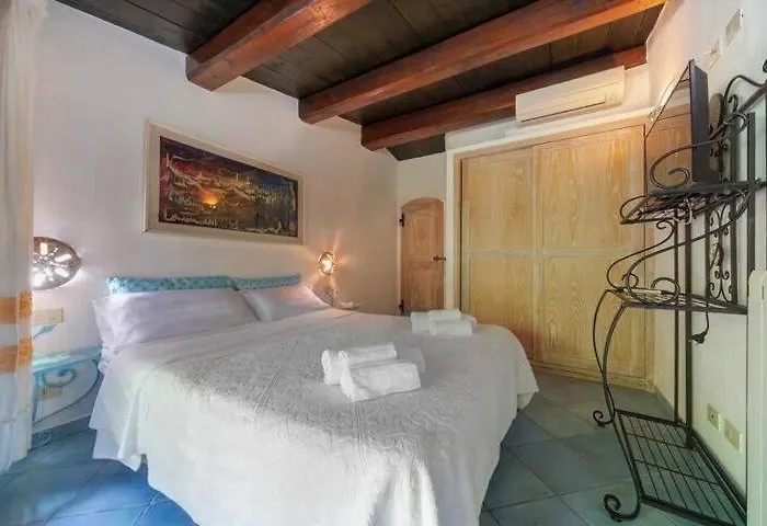 Elite Collection Pavoni